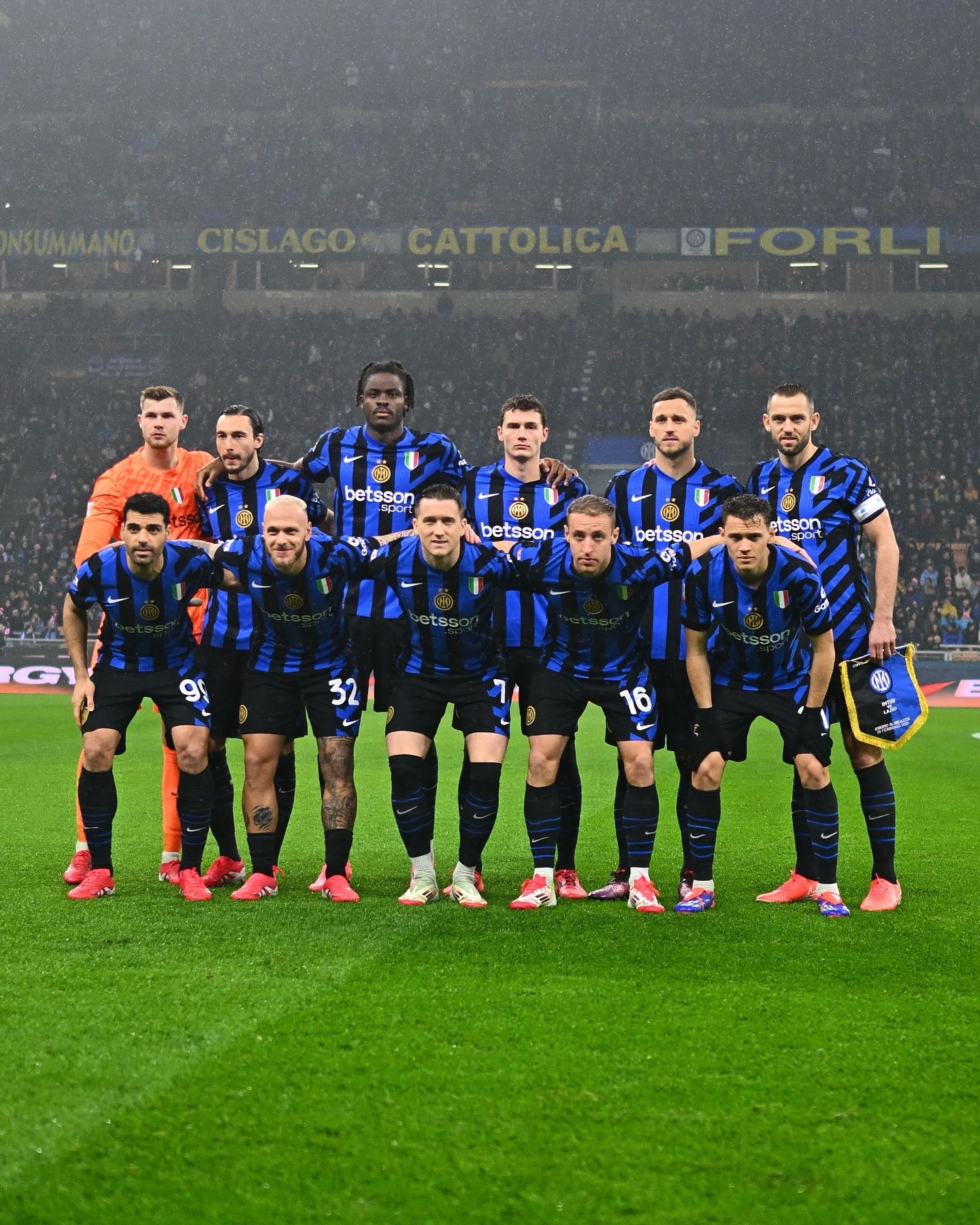 利物浦阵容混战：主帅调整策略重整阵型