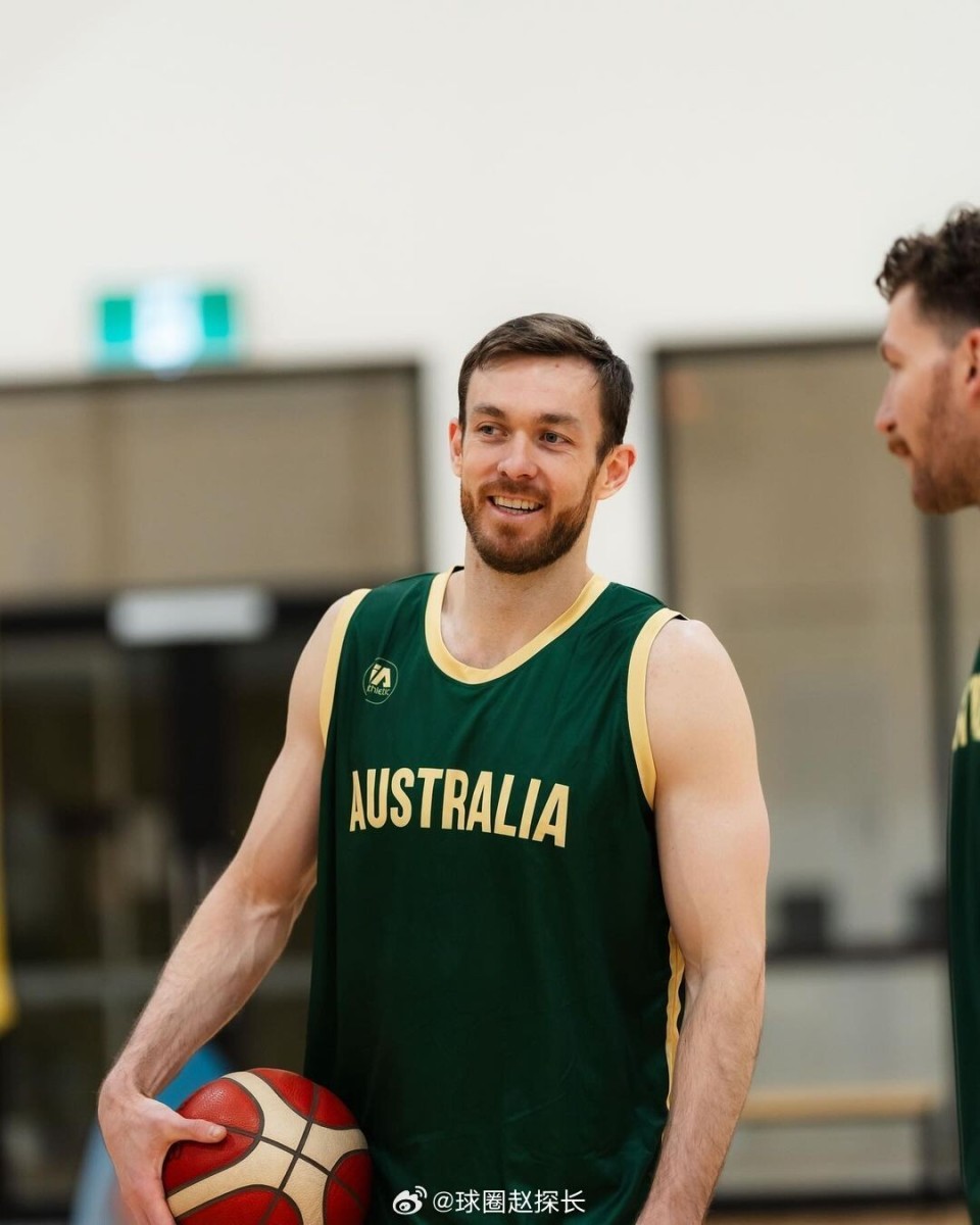 IM体育app-澳大利亚队先失一场，备战男篮锦标赛